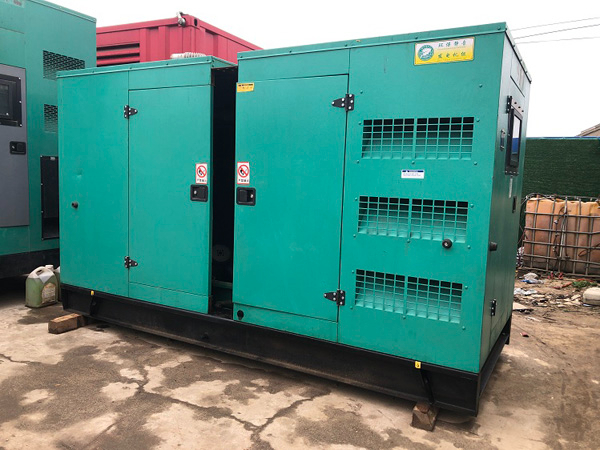 青龙怎样合理控制磷酸铁锂蓄电池的充放电倍率以延长其使用寿命？