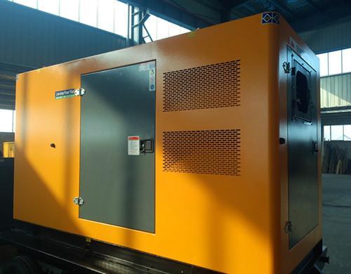 青龙汽油发电机组电瓶电解液的密度应该保持在什么范围？